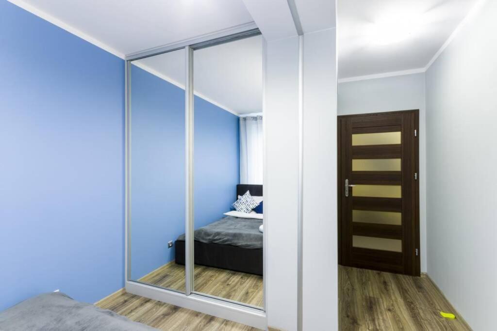 Апартаменти New Old Town - 54m2 - 6 Beds - New Bulding - Lift
