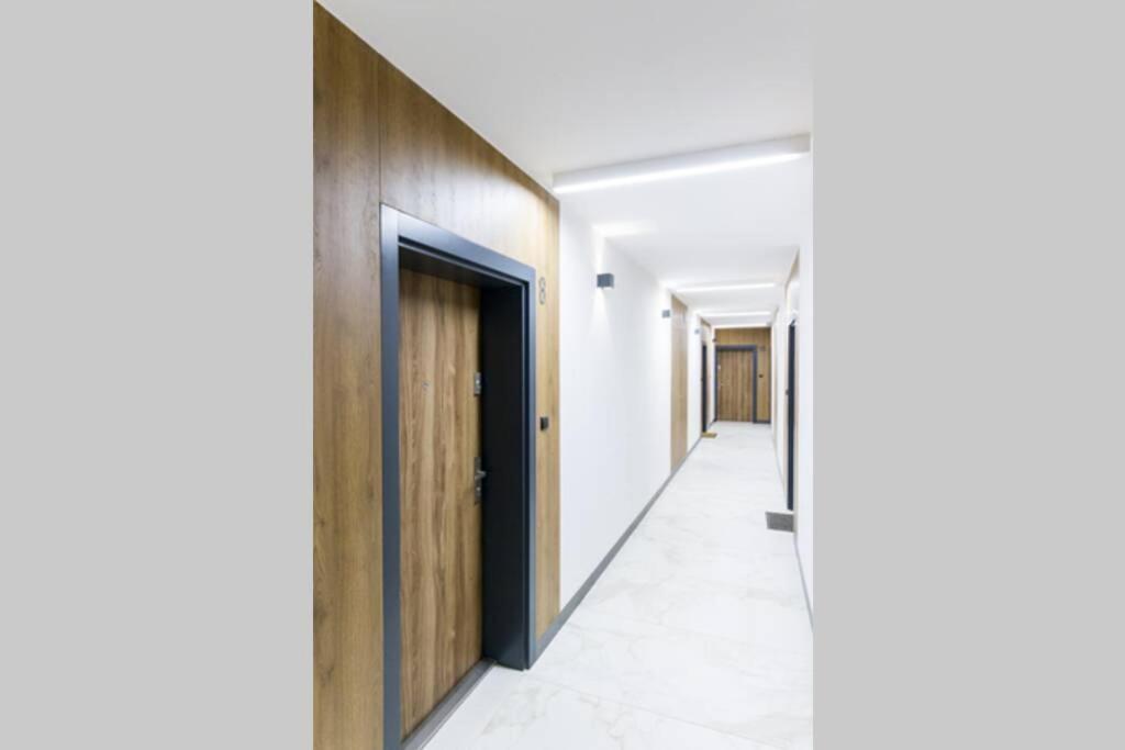 New Old Town - 54m2 - 6 Beds - New Bulding - Lift Вроцлав