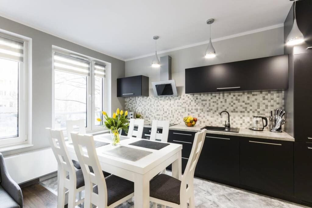 New Old Town - 54m2 - 6 Beds - New Bulding - Lift